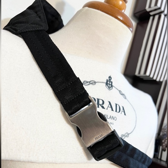 PRADA❤️❤️BUM BAG/WAIST BAG!💜CROSSBODY BAG!⭐️🎉 - Picture 12 of 16